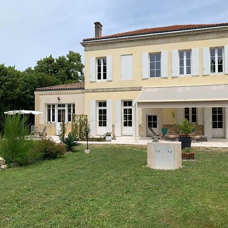 Villa Batisse En Pierre XVII Siecle 115 M² Avec Terrasse à Ambares-et-Lagrave Extérieur photo