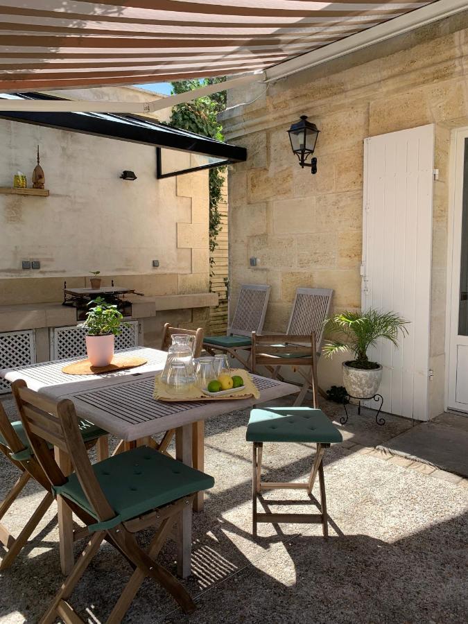 Villa Batisse En Pierre XVII Siecle 115 M² Avec Terrasse à Ambares-et-Lagrave Extérieur photo